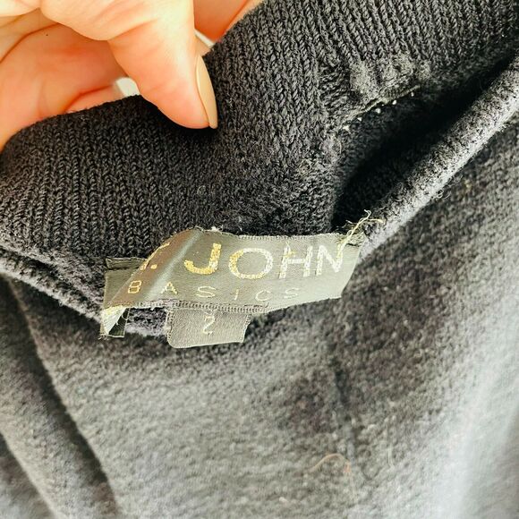 St. John Santana Knit Pants Pleated Black Cropped Straight Leg Pockets Basic 2 - Picture 5 of 6